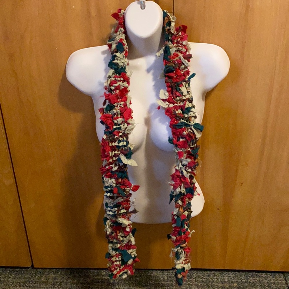 Hand knit 💯% silk scarf